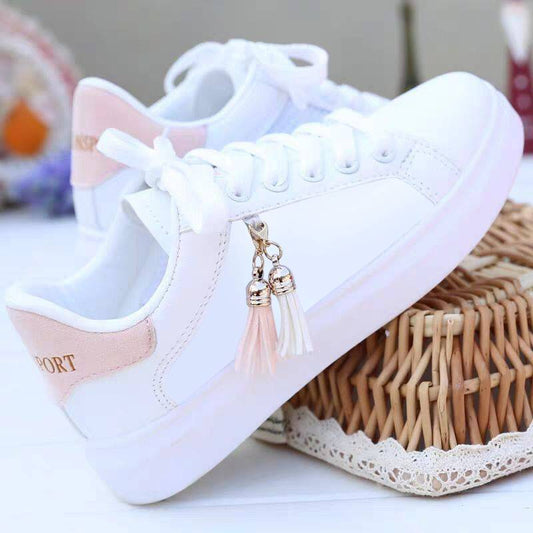 Stylish Unisex Lightweight Sneakers – Black and White Mesh Design