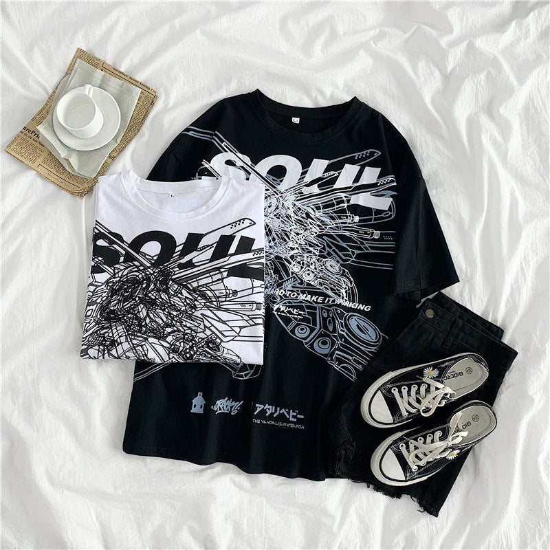 Streetwear Graphic T-Shirt – Bold & Casual Urban Style